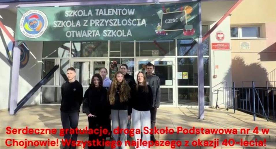 Zrzut ekranu z filmu szkolnego