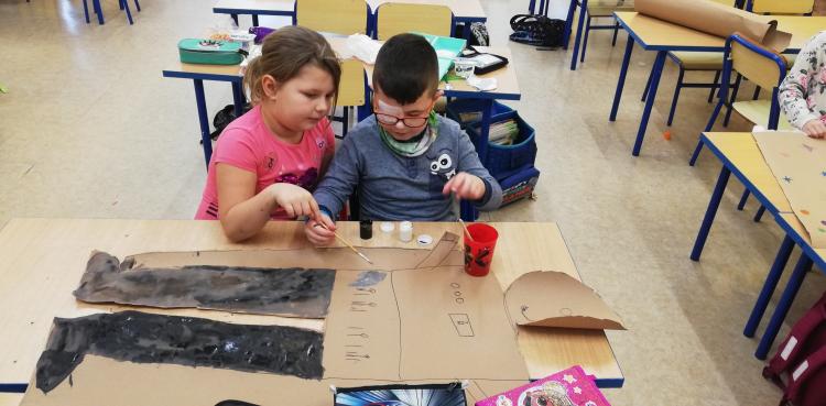 (szerokość: 750 / wysokość: 369)