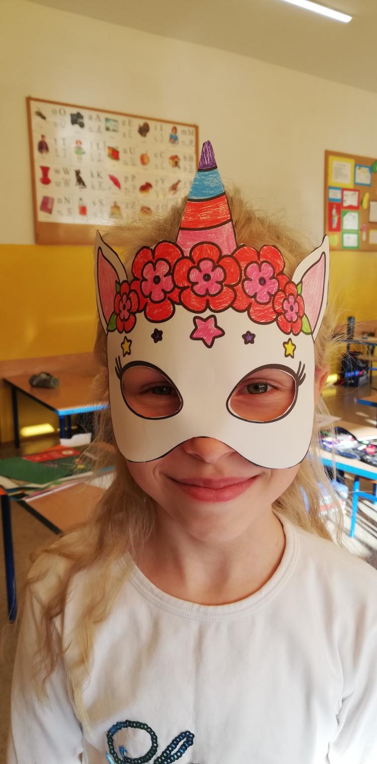 (szerokość: 750 / wysokość: 1521)