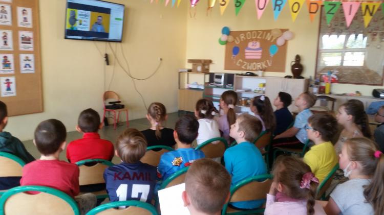 (szerokość: 750 / wysokość: 421)