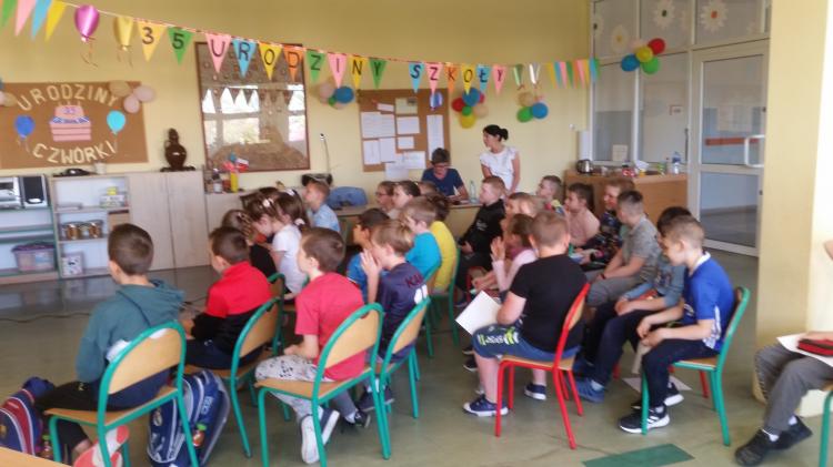 (szerokość: 750 / wysokość: 421)