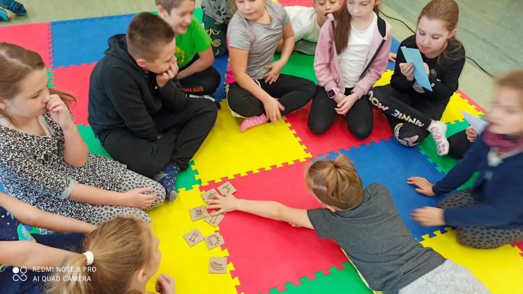 (szerokość: 750 / wysokość: 421)