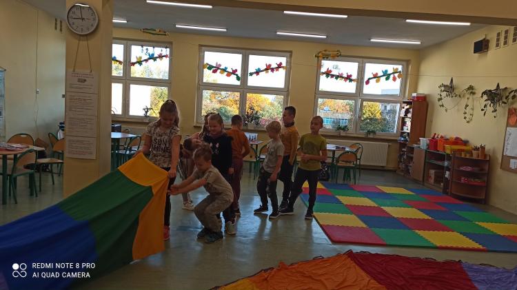 (szerokość: 750 / wysokość: 421)