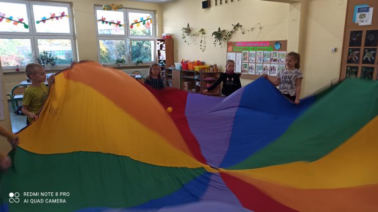 (szerokość: 750 / wysokość: 421)