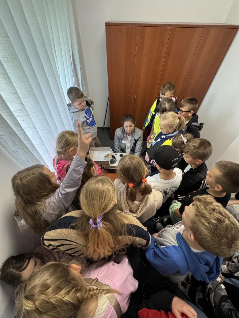 Wizyta uczniów w banku