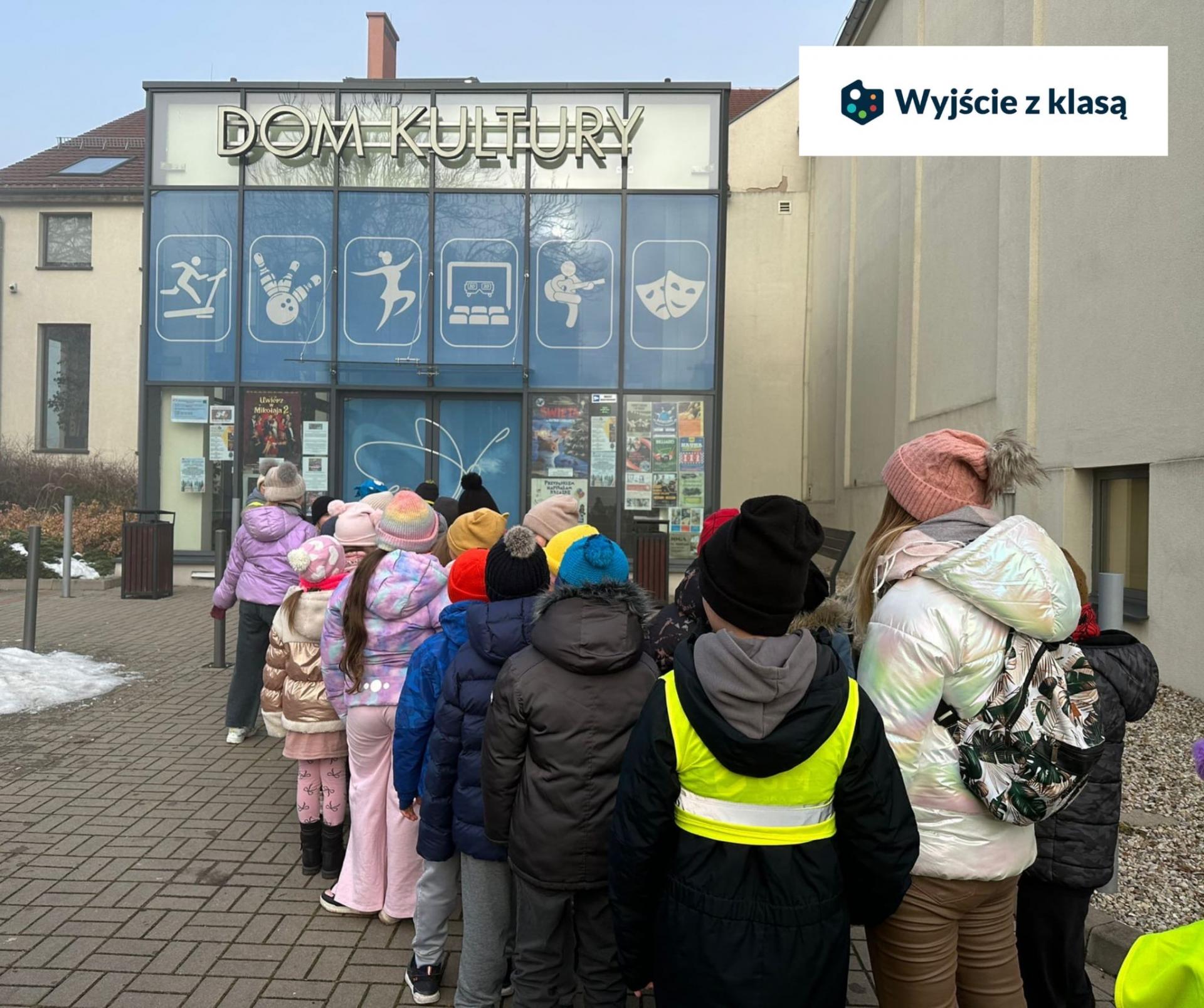 Wyjście na spektakl