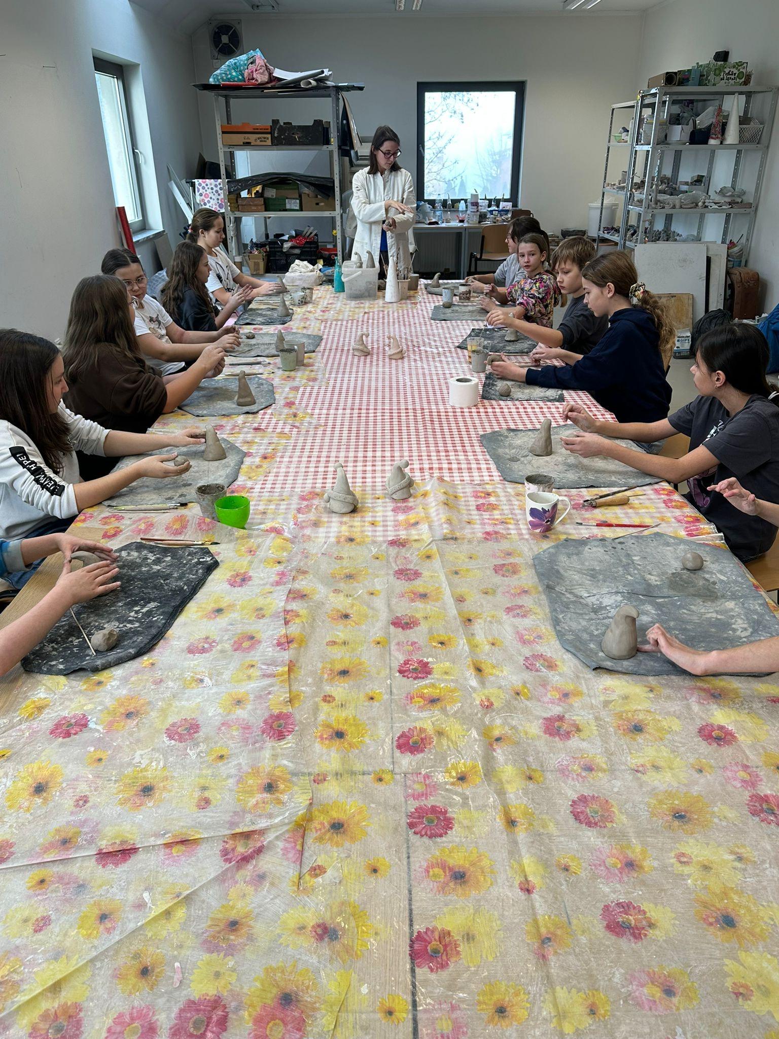 Warsztaty ceramiczne w ramach „Wyjścia z klasą”