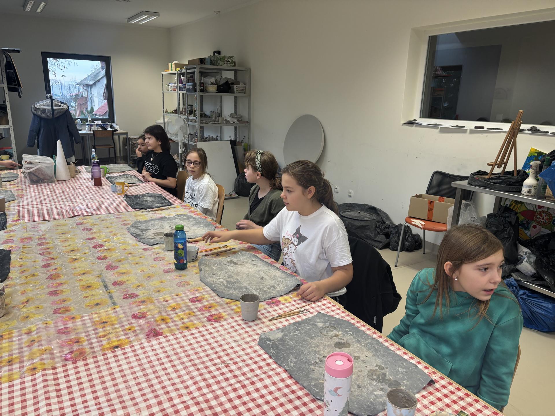 Warsztaty ceramiczne w ramach „Wyjścia z klasą”