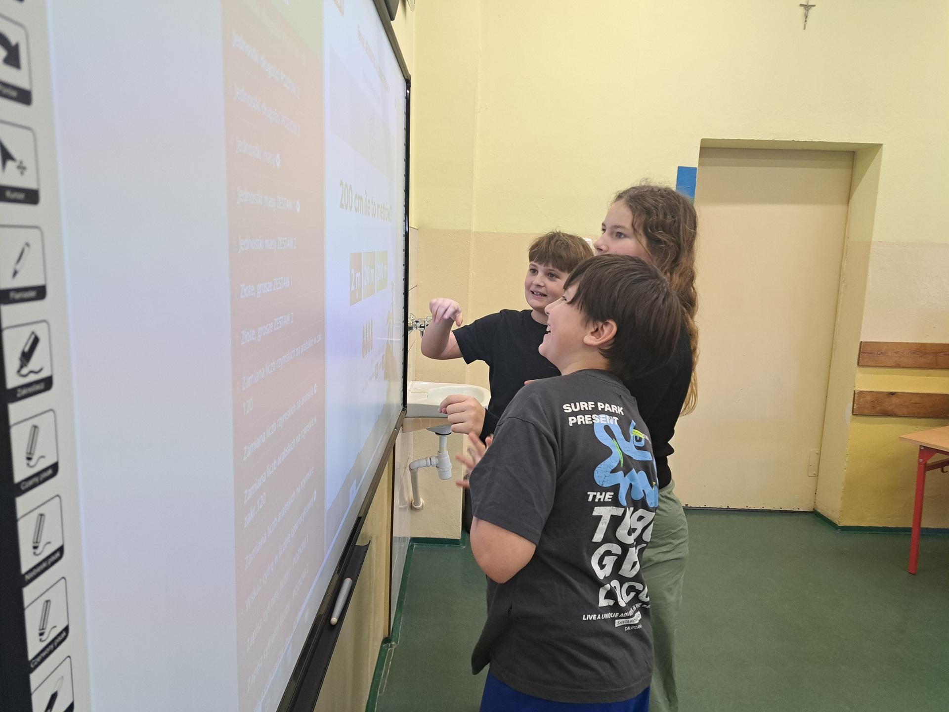 zadanie ze strony matzoo.pl