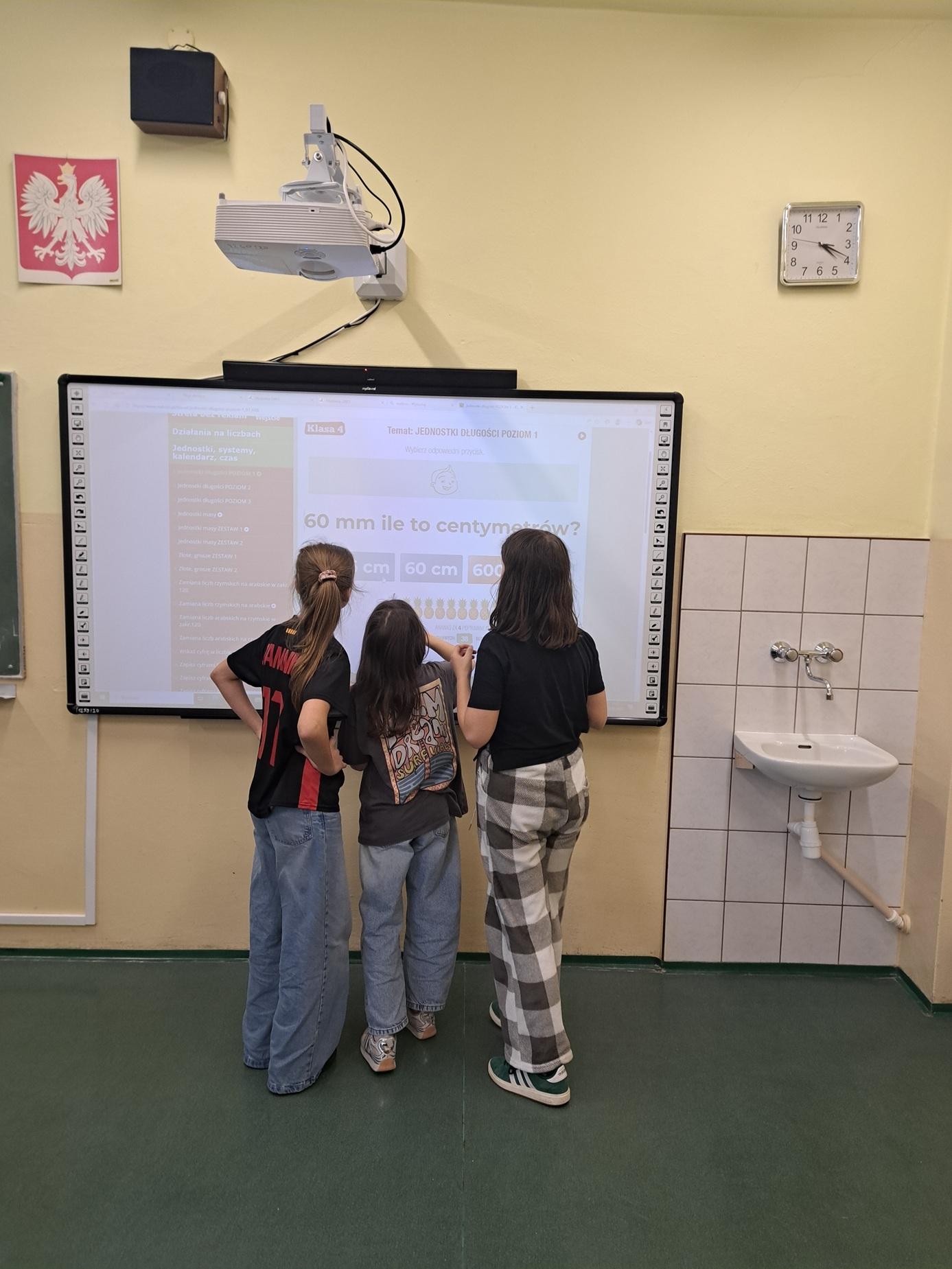 zadanie ze strony matzoo.pl