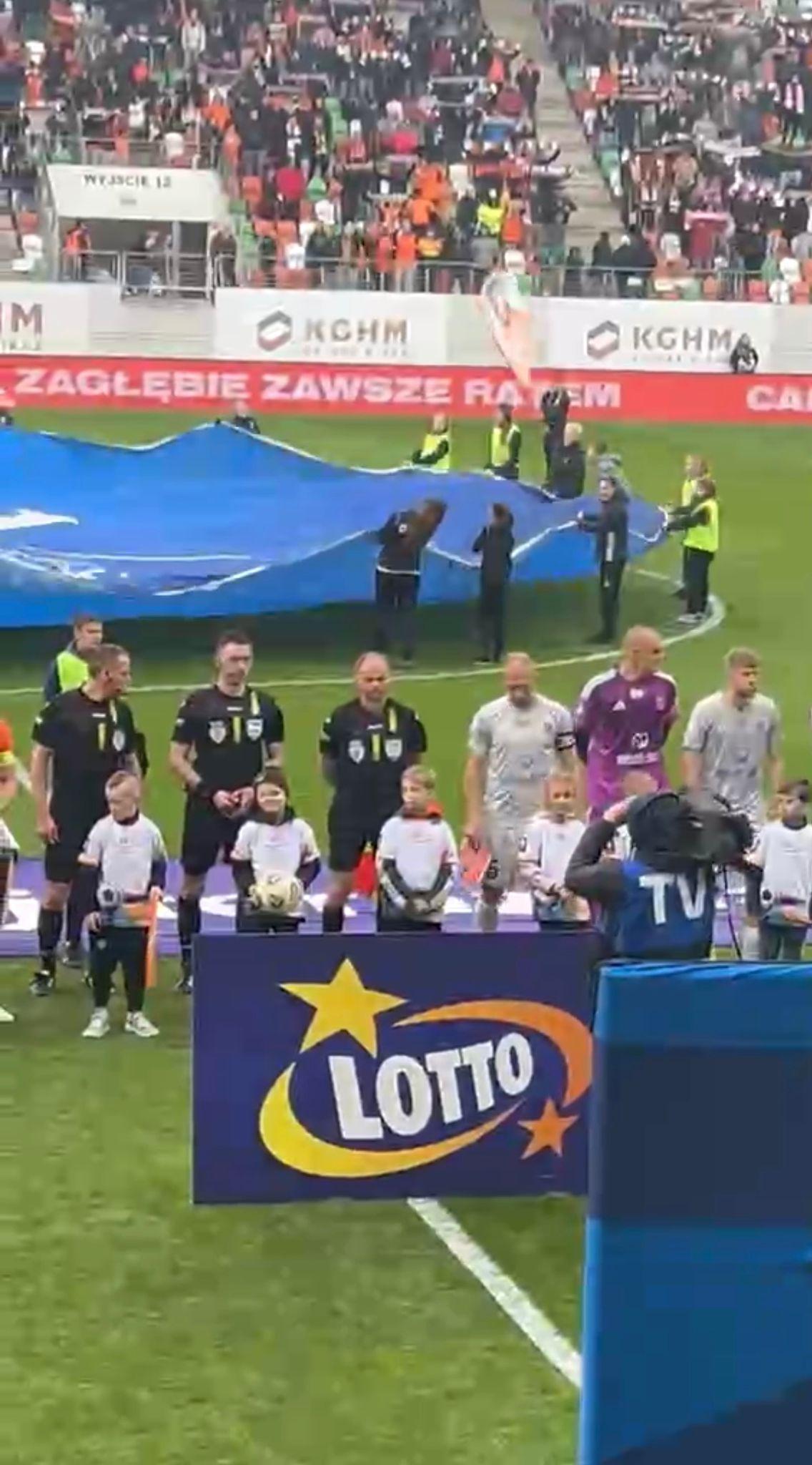 Dzieci na boisku