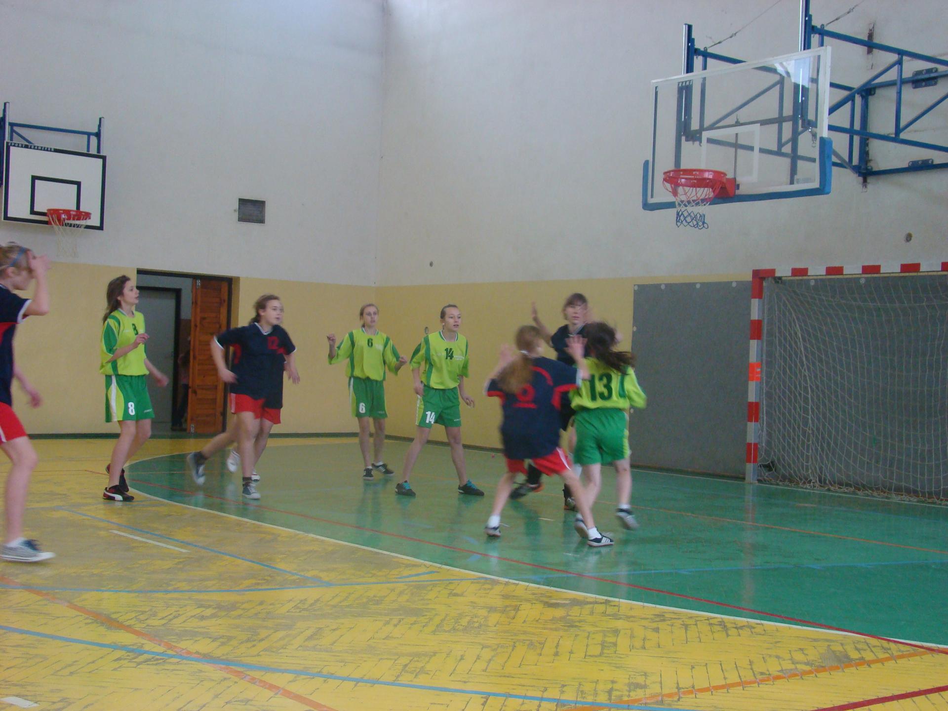 ROZGRYWKI SPORTOWE