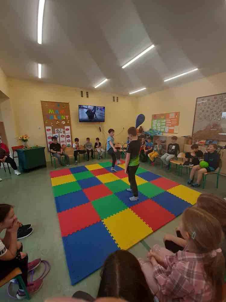 (szerokość: 750 / wysokość: 1000)
