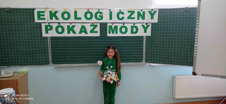 (szerokość: 750 / wysokość: 346)