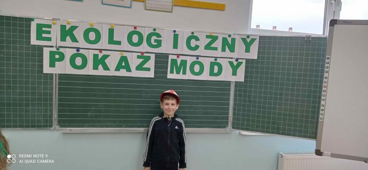 (szerokość: 750 / wysokość: 346)