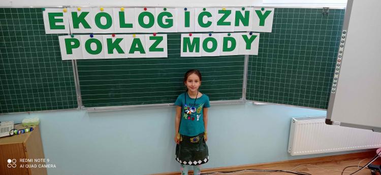 (szerokość: 750 / wysokość: 346)