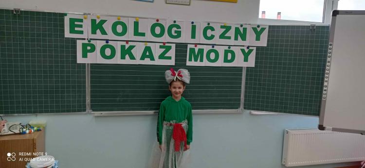 (szerokość: 750 / wysokość: 346)