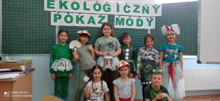 (szerokość: 750 / wysokość: 346)