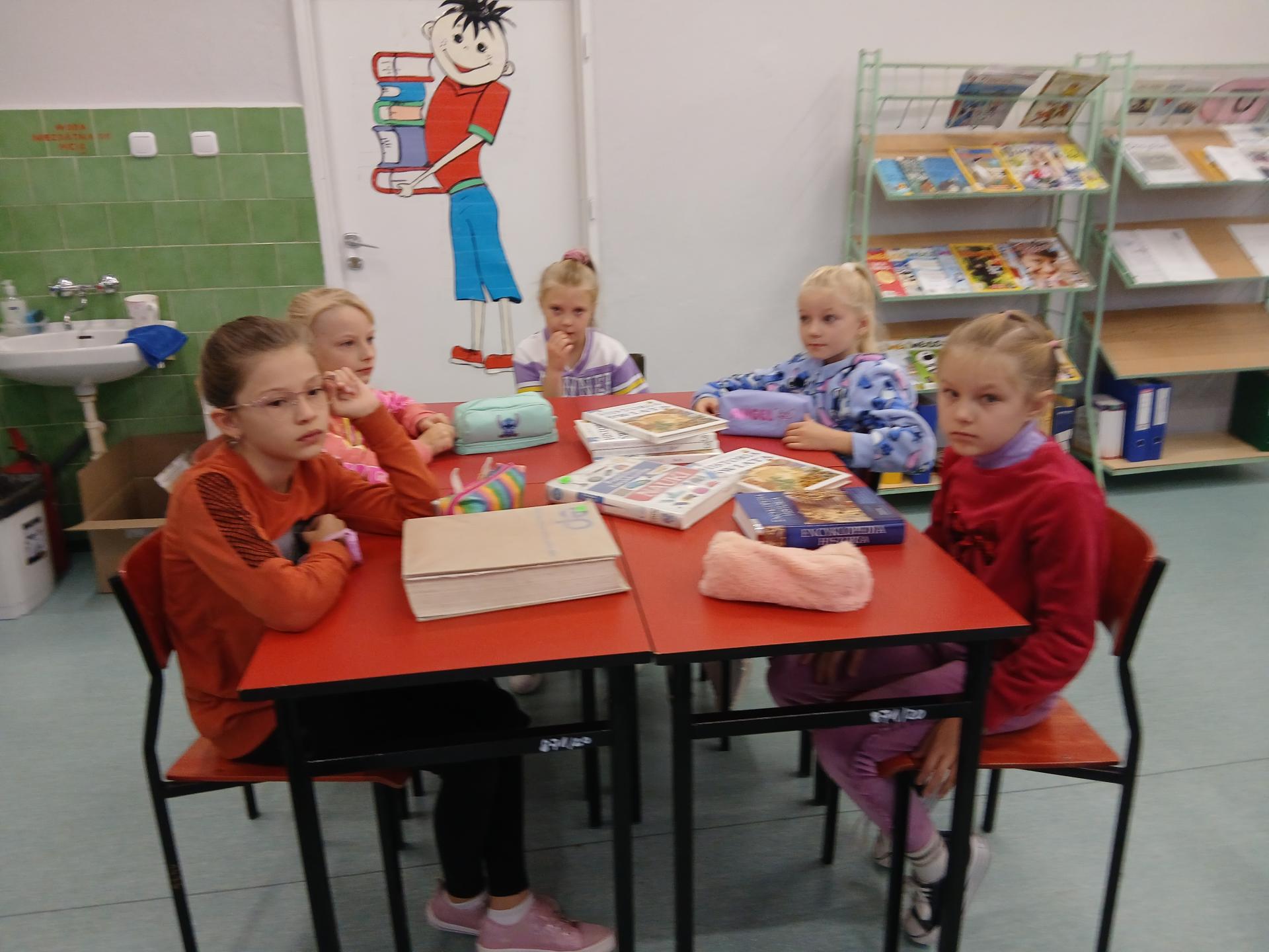 Zajęcia biblioteczne - kl. 3B